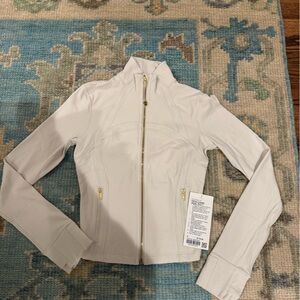Lululemon Defined Cropped jacket Nulu